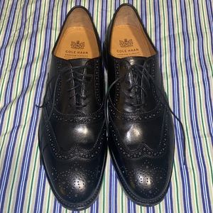 Mens dress Cole Haan lace up wing tips 12E